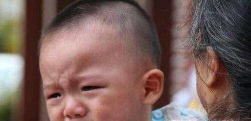如何让宝宝不再装哭
