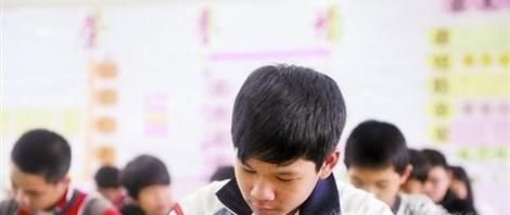 贫困生助学金如何下发