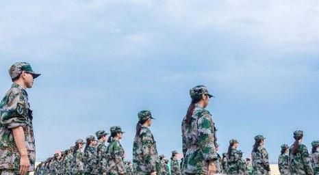 学校军训要注意什么
