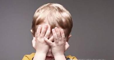 孩子在学校经常不被关注应该怎么办？