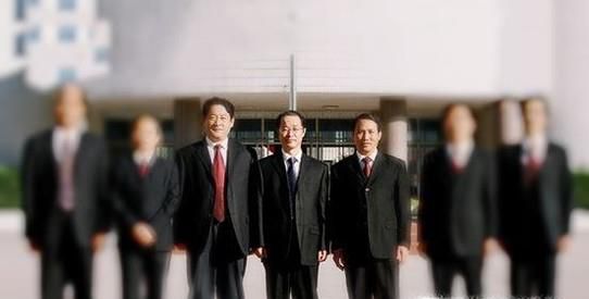 如何进行中小学防火安全教育