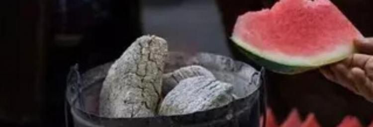 早穿皮袄午穿纱原因是什么