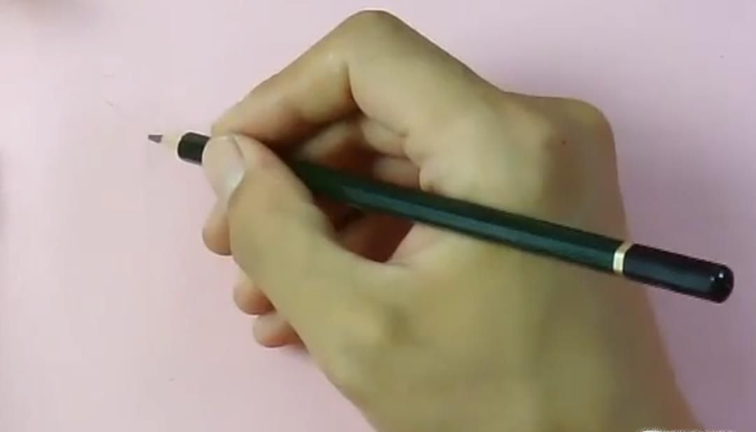 新手如何画好正方体的结构素描