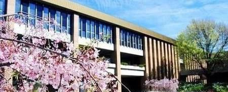 拉筹伯大学知名校友有哪些？