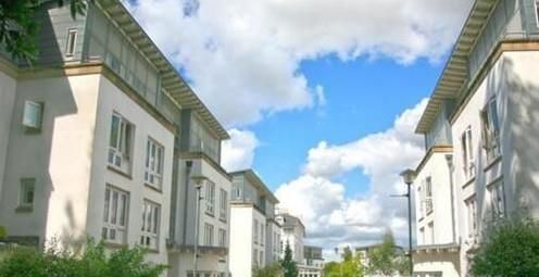 格拉斯哥卡利多尼安大学研究生学费是多少？