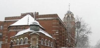 英国留学：西伦敦大学知名校友及所获荣誉介绍