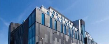 英国利物浦约翰摩尔斯大学院校规模及大学成就解析