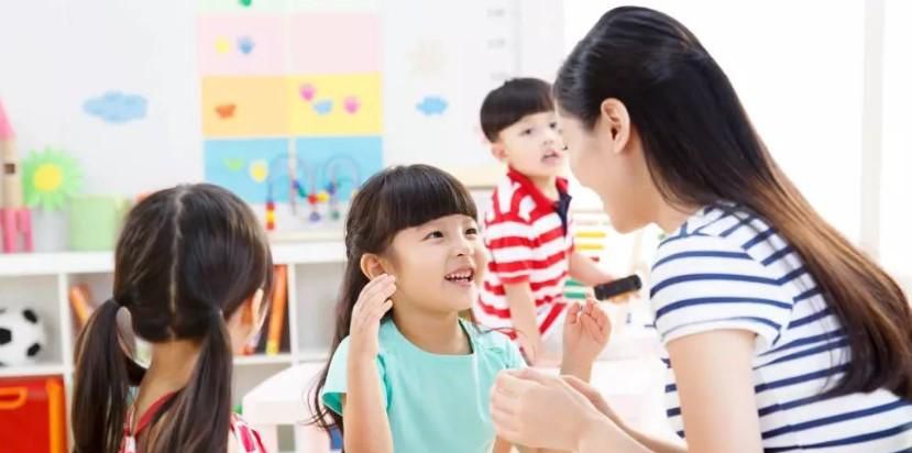 宝宝老不合群是咋回事 孩子在幼儿园不合群该怎么办