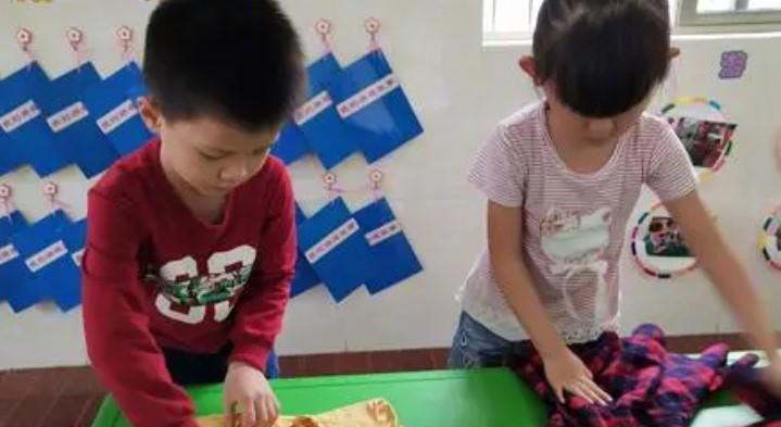 宝宝不愿去幼儿园可咋办 如何引导孩子去幼儿园