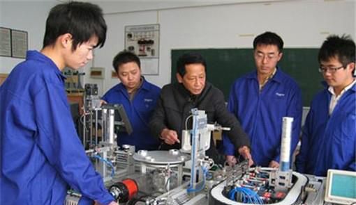 哪些专业可以参加注册电气工程师考试？