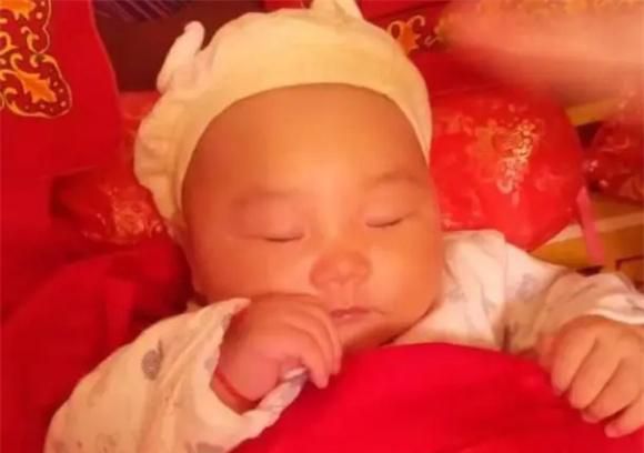 宝宝睡觉做到这一点，有效提高睡眠质量，妈妈别疏忽