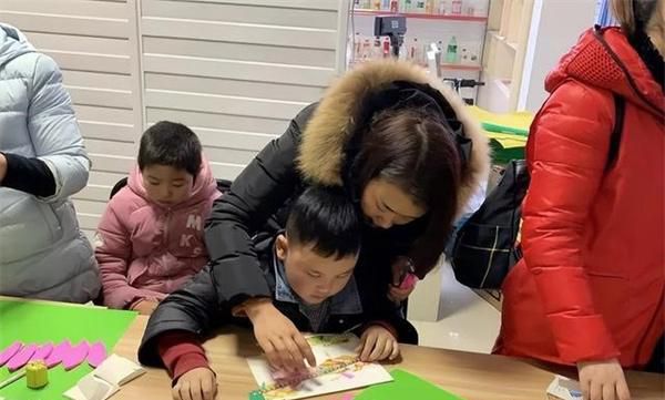 想要判断孩子聪不聪明  从这几点就可以判断出来 一起看看吧