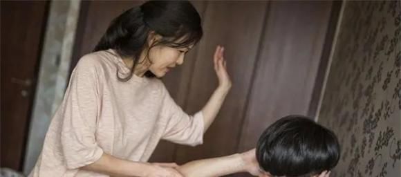 研究发现：长大后跟妈亲的孩子，往往是因为妈妈做对了这3点