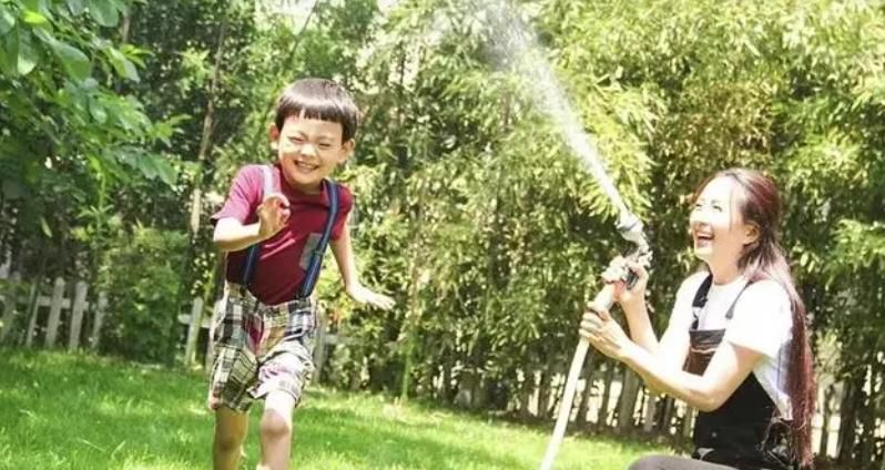 孩子有这六种表现，家长要注意培养，说明他智商很高，潜力无穷