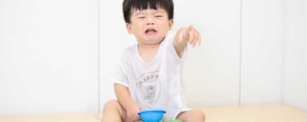 爱哭的小孩有糖吃,下句是什么 爱哭的小孩有糖吃下句是什么