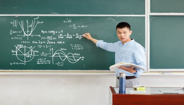 六十和十六的最大公因数 六十和十六的最大公因数怎么算