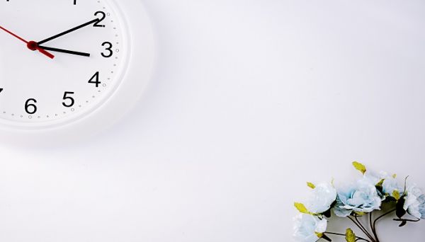 时针转半圈分针转多少圈 时针转半圈分针需要转多少圈