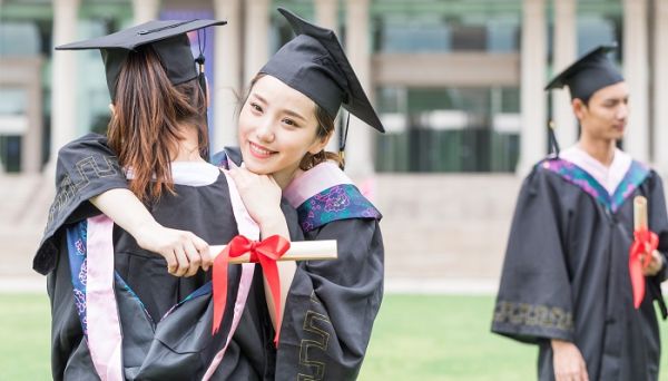 成教本科和自考本科的区别  成教本科和自考本科的区别在哪里