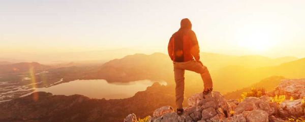 登高远眺看美景的诗句 登高望远美景的诗句