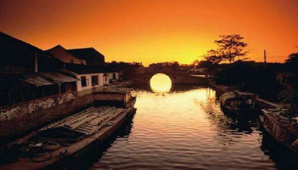 枫桥夜泊主旨 枫桥夜泊表达了什么