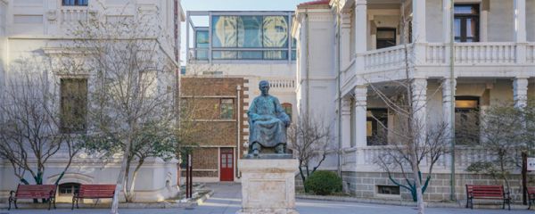 最苦与最乐中心论点 最苦与最乐中心论点是什么