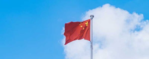 护旗手的赞美词 对护旗手的夸赞词