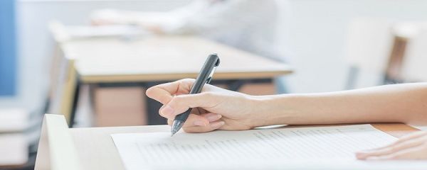 装在套子里的人概括 装在套子里的人概括小说情节