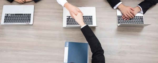 面试自我介绍怎么说 面试简介