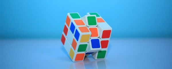 3x3魔方口诀七步公式 3x3魔方口诀公式