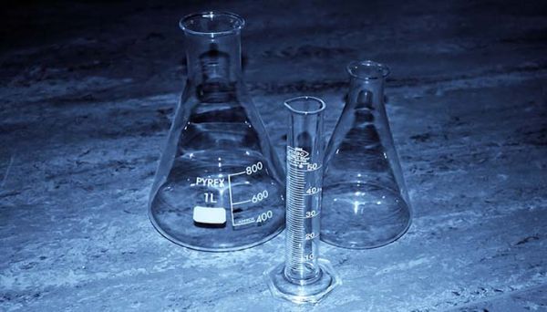 碳酸钠和氯化钙反应现象 碳酸钠和氯化钙反应现象是什么