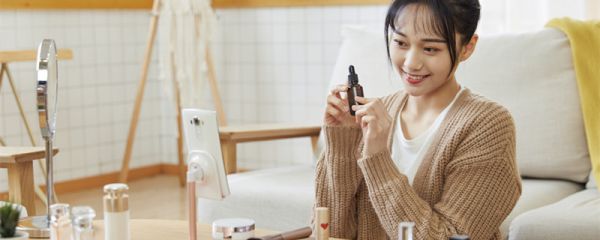 珀莱雅双抗精华白天还是晚上用 珀莱雅双抗精华要白天用还是要晚上用