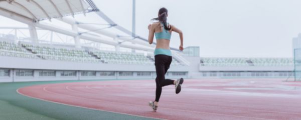 化妆再跑步对肌肤是否有伤害 带妆运动有什么不好