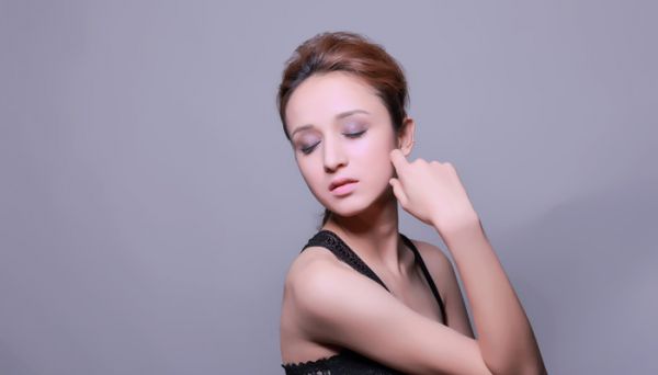 伪素颜妆需要哪些化妆品