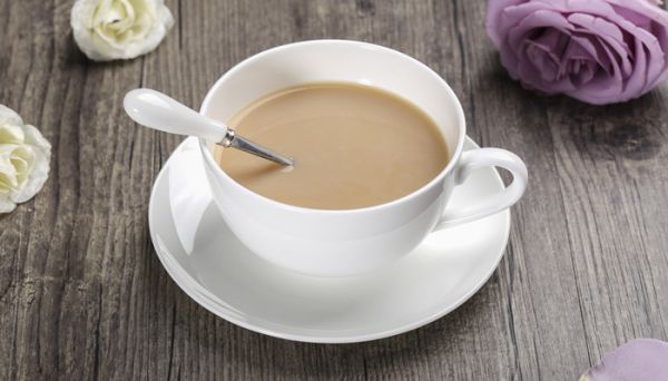 卡其色和奶茶色有什么区别 奶茶色和卡其色哪个好看