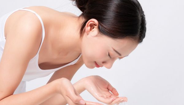 蒸完脸后是否可以敷面膜  蒸完脸可以敷面膜吗