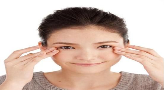 眼睛周围皮肤暗黄怎么办