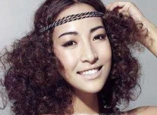 什么脸型适合烫小卷儿