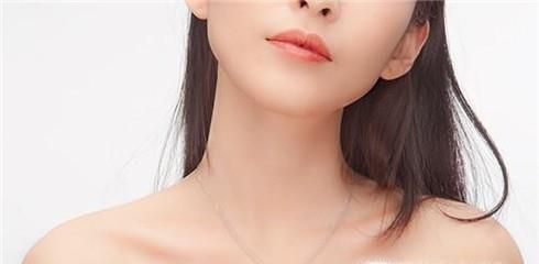 女人如何练出锁骨？怎么才能有锁骨？