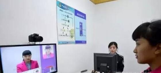 拍身份证照片穿什么颜色衣服