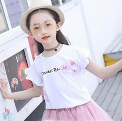 怎样给孩子搭配好看的ins风衣服？