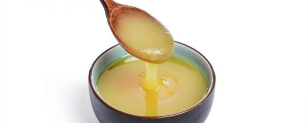 蜂王浆敷脸危害 蜂王浆能敷脸吗
