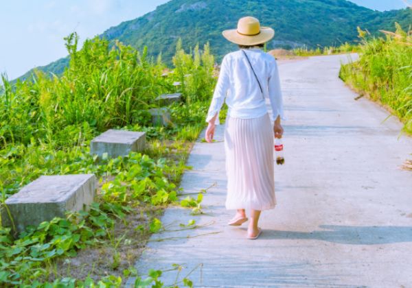 夏季外套怎么搭配 夏季外套搭配方法