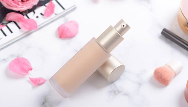 粉底氧化了是什么样的 粉底氧化了的样子