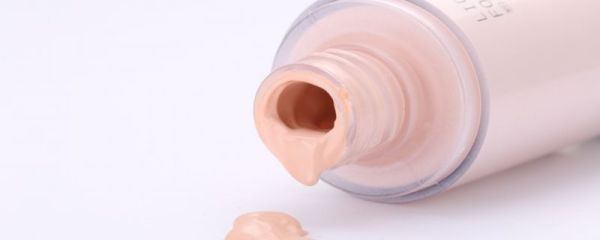 粉底液怎么用 粉底液的使用方法