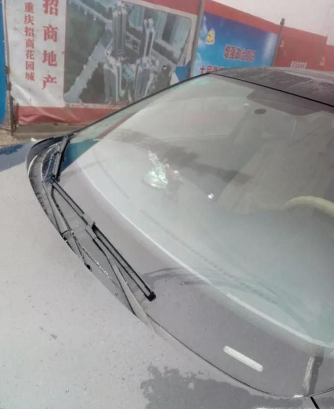 新桑塔纳雨刷打开后如何关闭