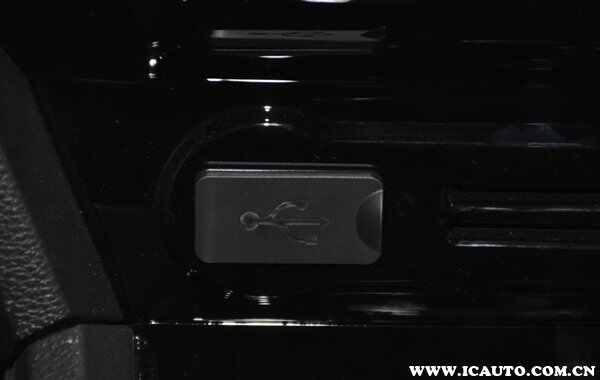东风风行景逸S50手机投屏教程，景逸S50怎么连接carplay/carlife