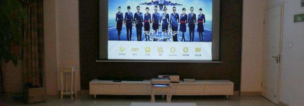 投影仪怎么连接手机