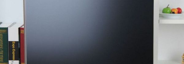 液晶屏里面发黑霉