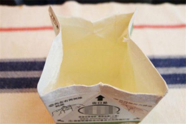 牛奶盒属于什么垃圾？牛奶盒应该扔进哪个垃圾桶？