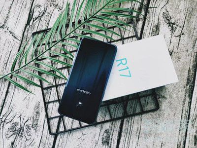 oppor17后盖是玻璃吗_后盖材质简介